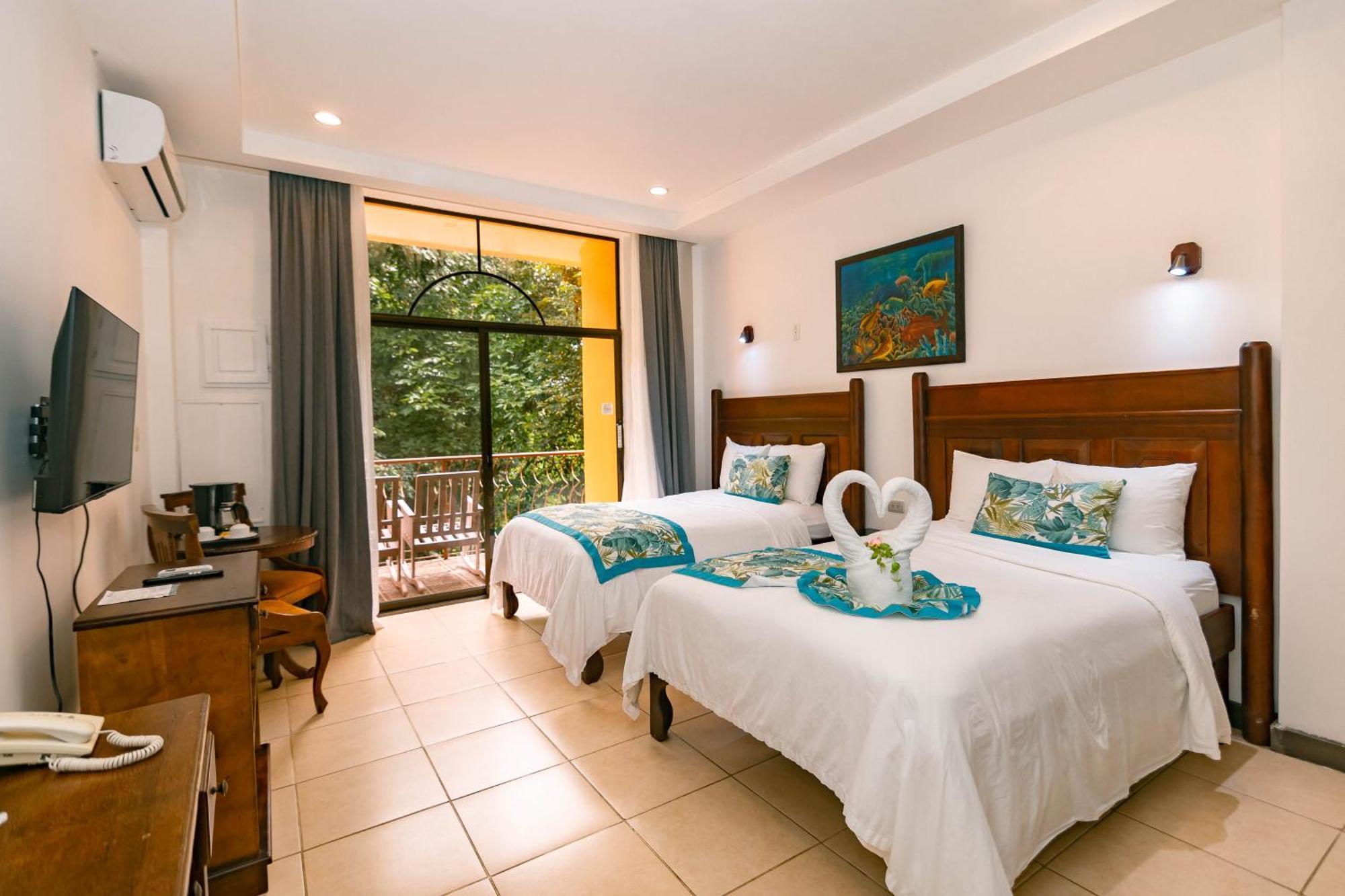 Hotel San Bada Resort & Spa Мануел Антонио Екстериор снимка