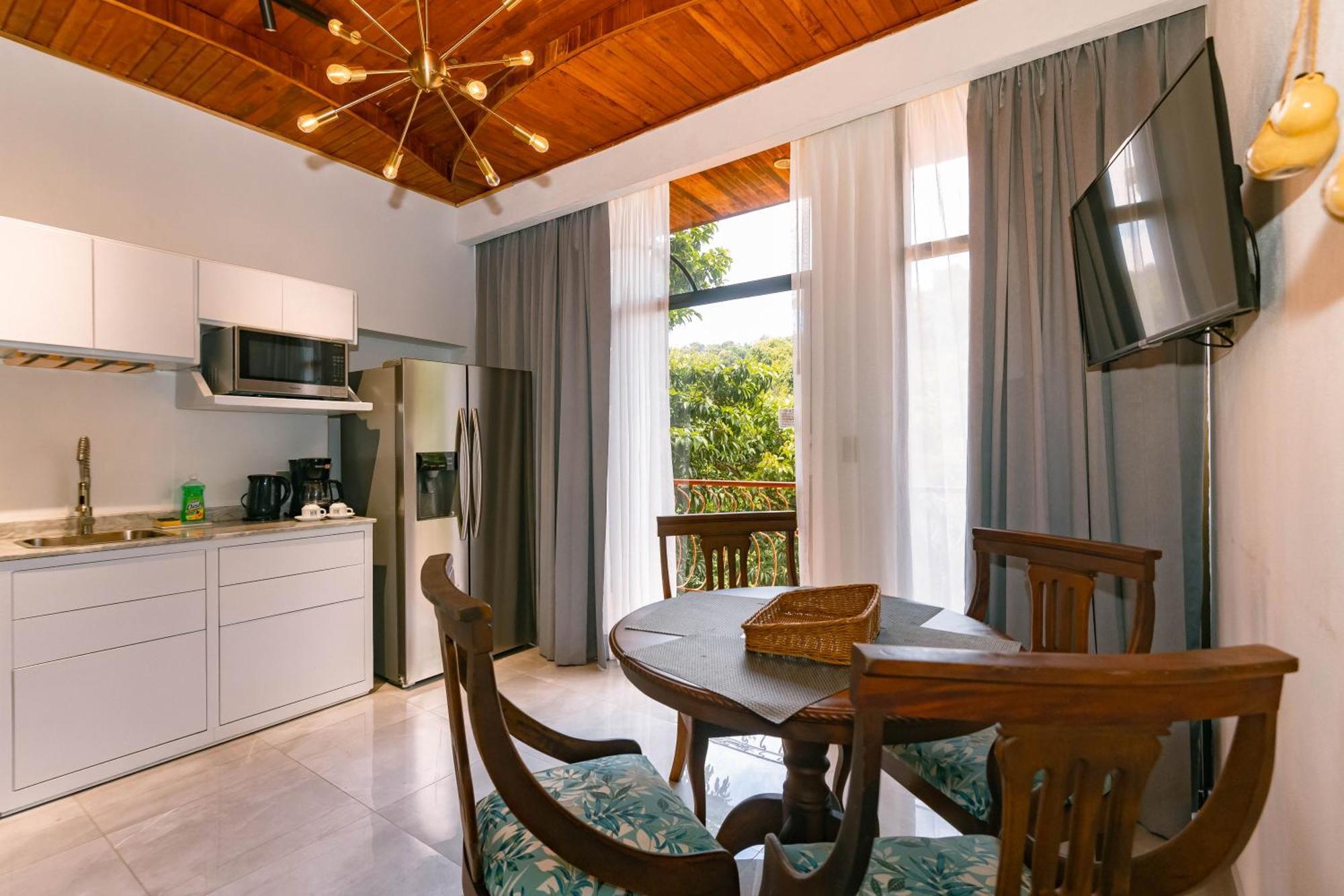 Hotel San Bada Resort & Spa Мануел Антонио Екстериор снимка