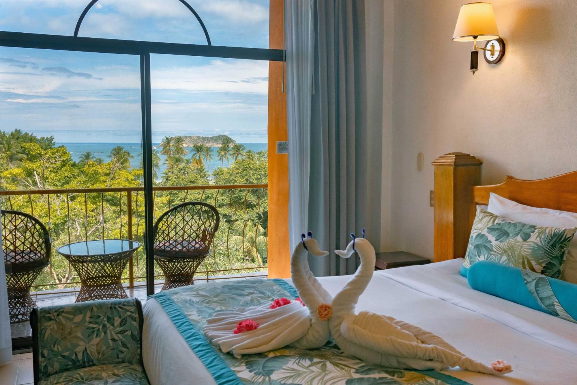Hotel San Bada Resort & Spa Мануел Антонио Стая снимка
